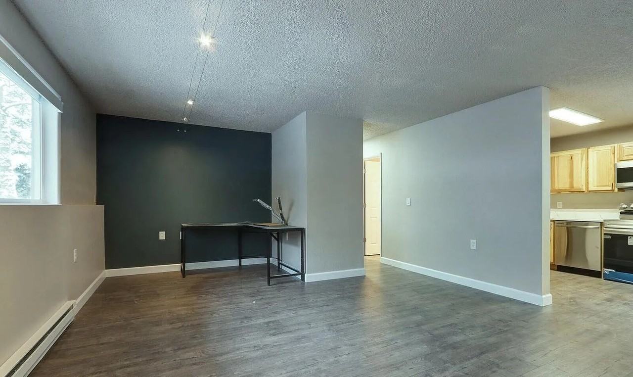 4430 View Cir - Photo 6 of 10