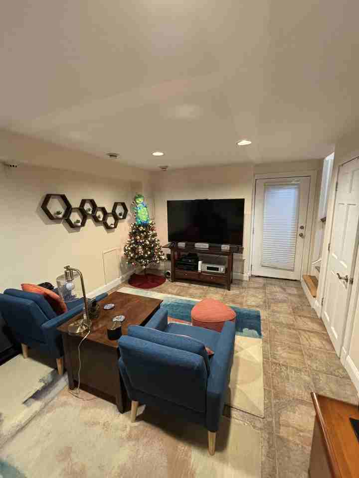 37R Farquhar St #NA - Photo 7 of 16