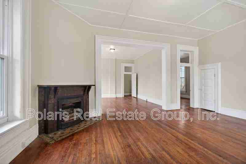 404 N Lebanon St - Photo 6 of 31