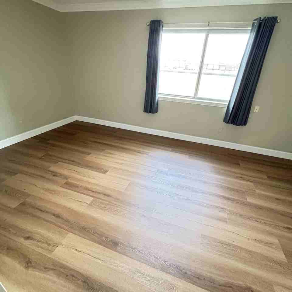 7929 Meadow Park Dr #202 - Photo 5 of 9