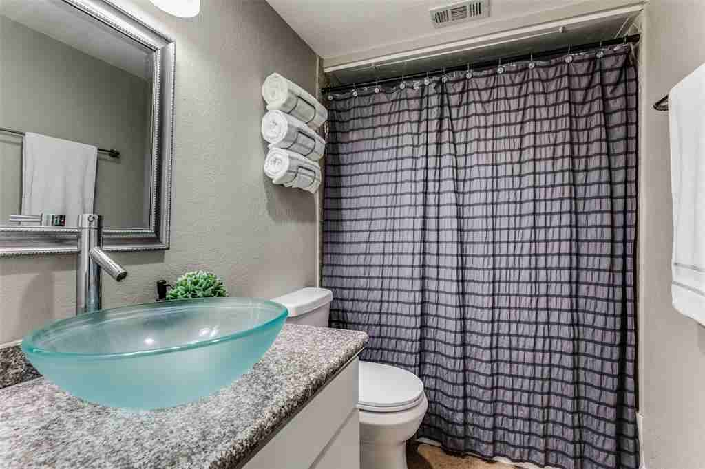 7929 Meadow Park Dr #202 - Photo 6 of 9