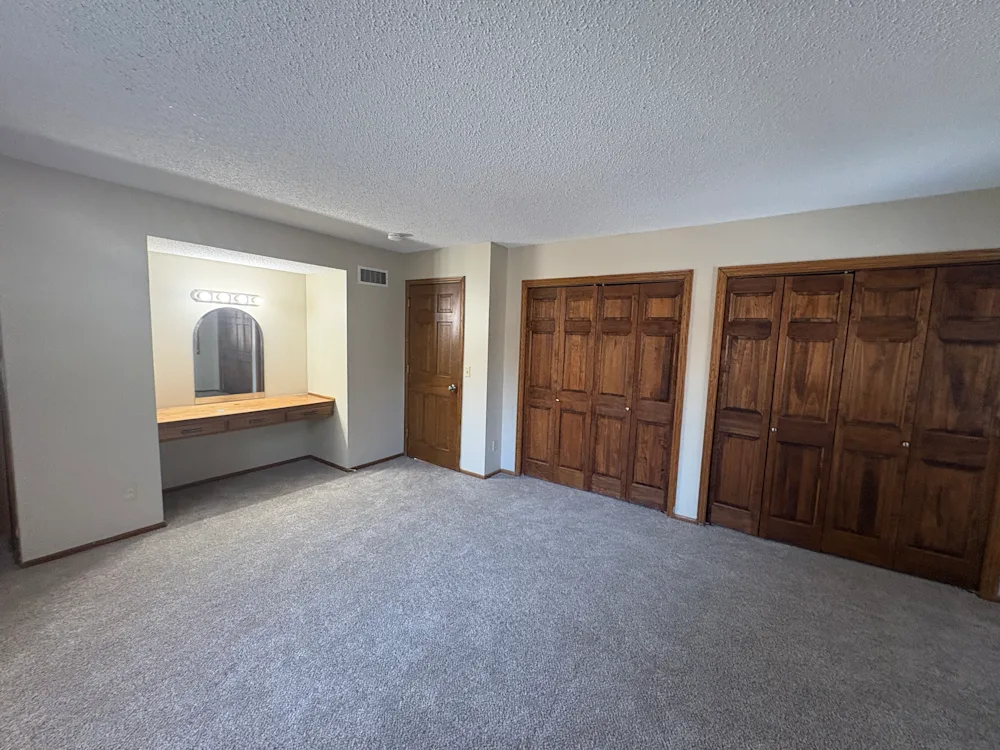 12824 46th Ave N #NA - Photo 4 of 7