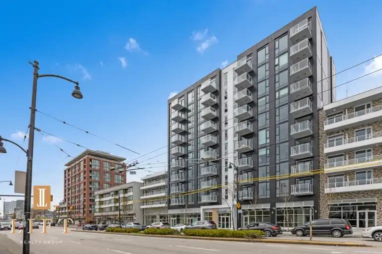 2729 Kingsway #503