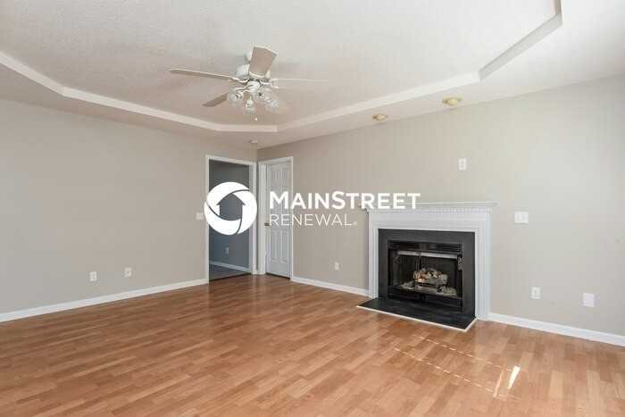 33 Wallace St - Photo 3 of 16