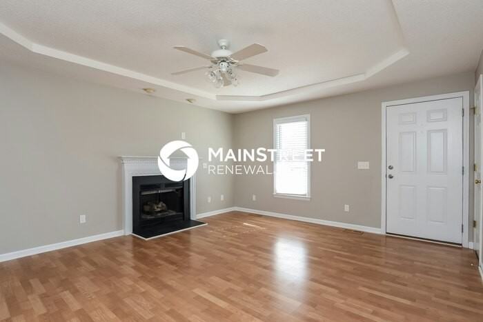 33 Wallace St - Photo 4 of 16