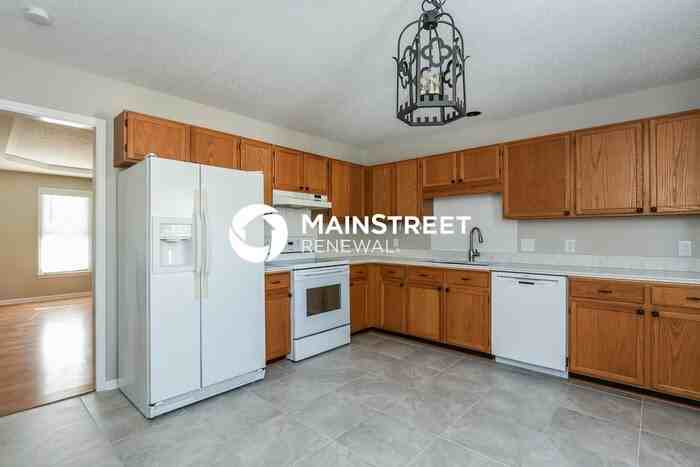 33 Wallace St - Photo 7 of 16