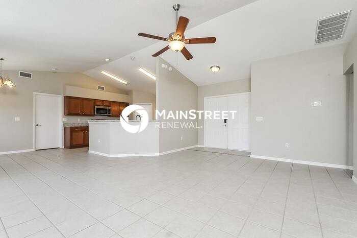 2677 Hickory Ridge Dr - Photo 2 of 16