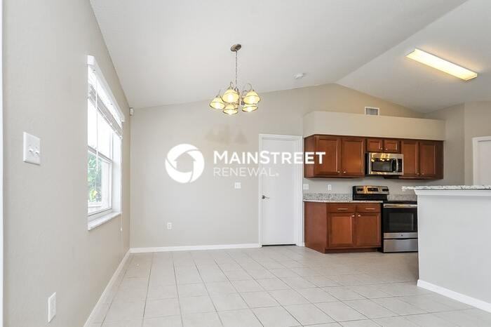 2677 Hickory Ridge Dr - Photo 4 of 16