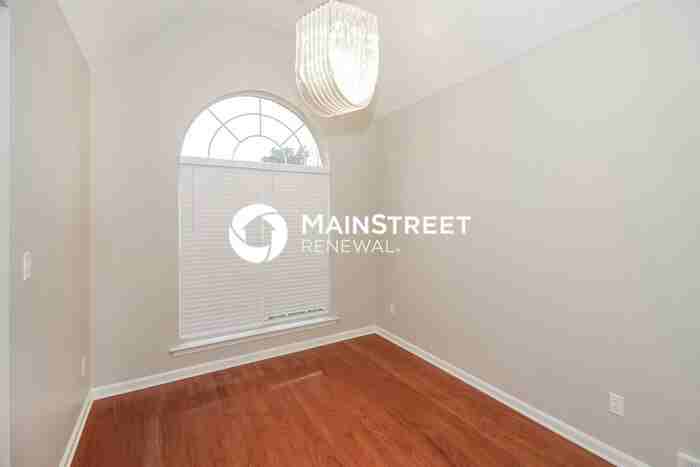 372 Fleets Hill Dr #D - Photo 5 of 16