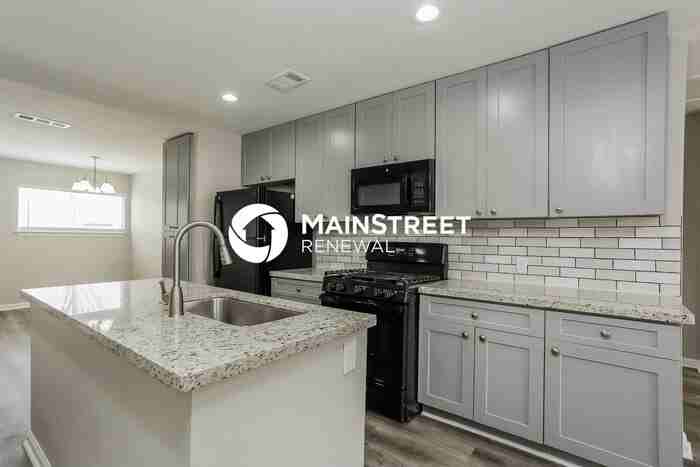 1023 Hahlo St - Photo 6 of 16