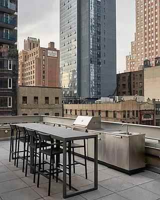 W 47th St #49E - Photo 7 of 20