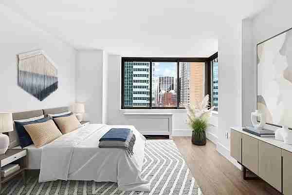 W 47th St #9B - Photo 3 of 20