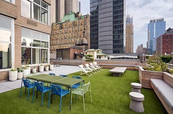 W 47th St #9B - Photo 6 of 20