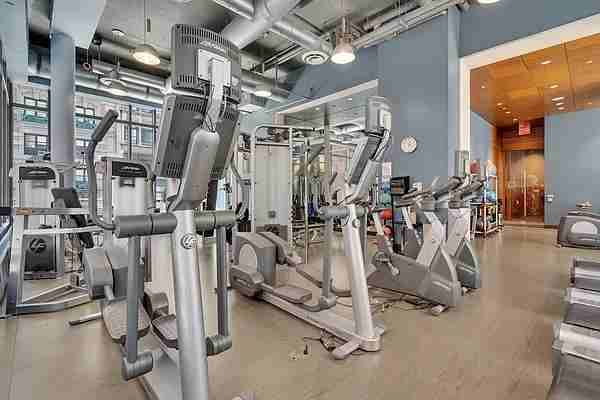 W 31st St #3B - Photo 4 of 15