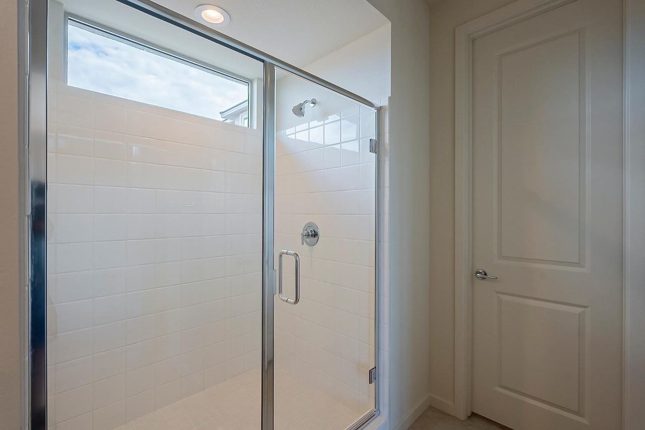 5944 E Melinda Ln - Photo 5 of 16