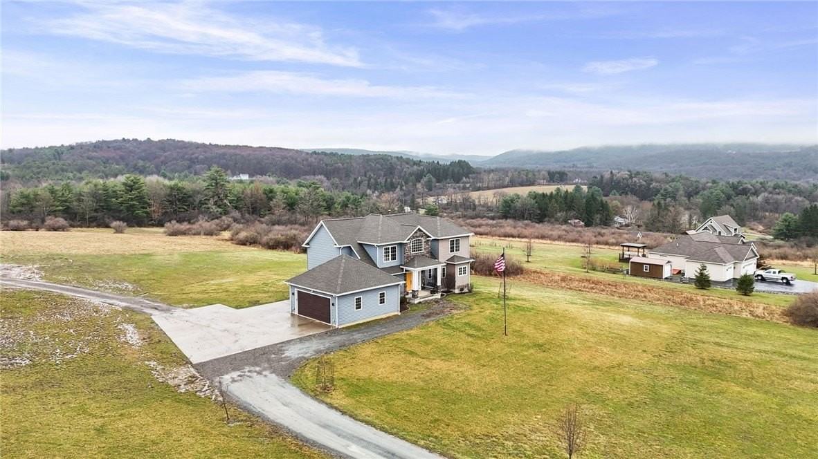 136 Vargo Rd - Photo 7 of 38