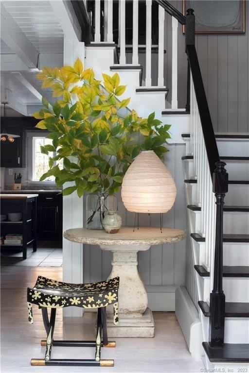 21 Briarwood Ln - Photo 3 of 12