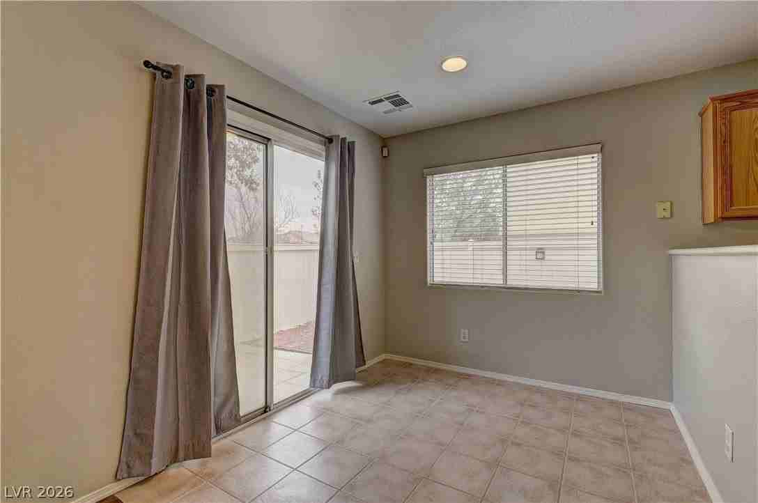 1052 Coronado Peak Ave - Photo 7 of 22