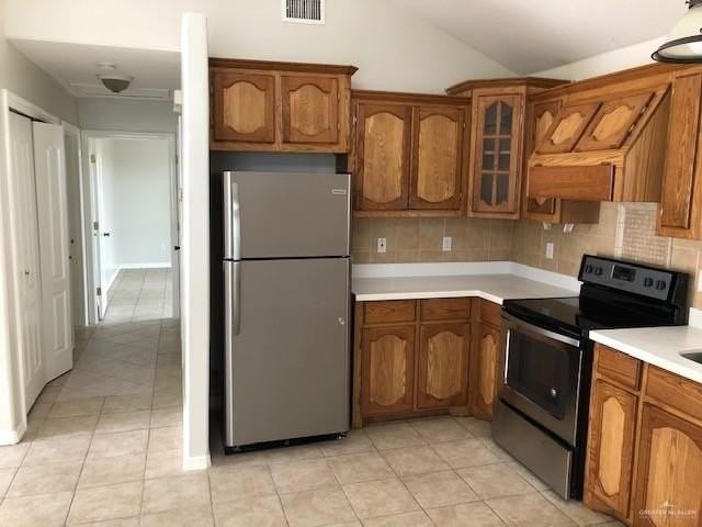 724 S Ohare Dr - Photo 3 of 14