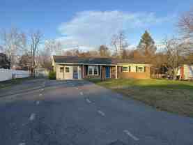 7484 Lilly Sq - Photo 1 of 1