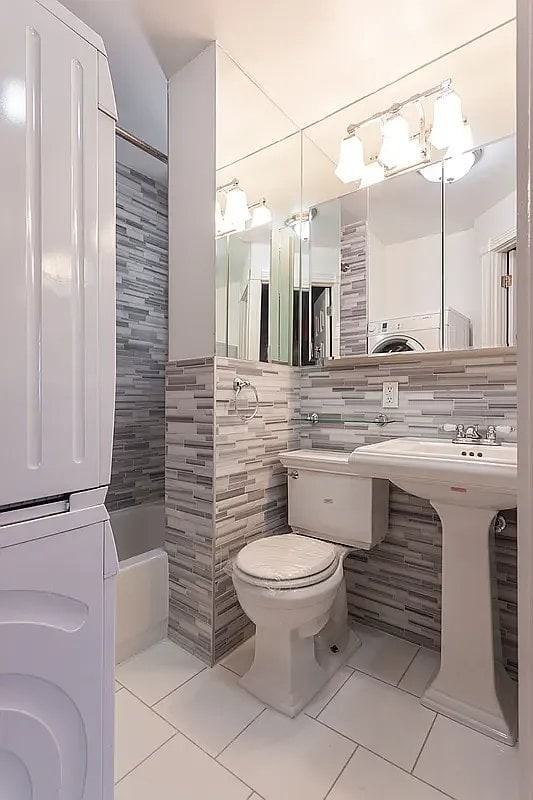 221 E 23rd St #7-8 - Photo 7 of 9