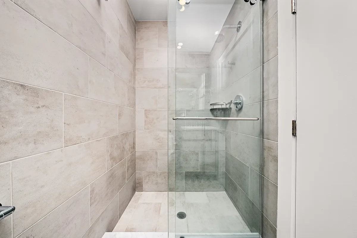 186 1st Ave #2N - Photo 7 of 8