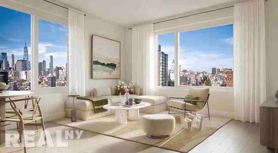 E Houston St #2D - Photo 2 of 11