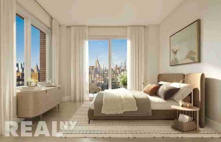 E Houston St #2D - Photo 3 of 11