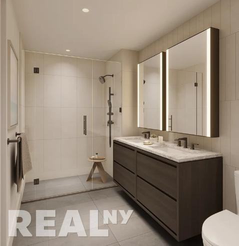 E Houston St #2D - Photo 4 of 11