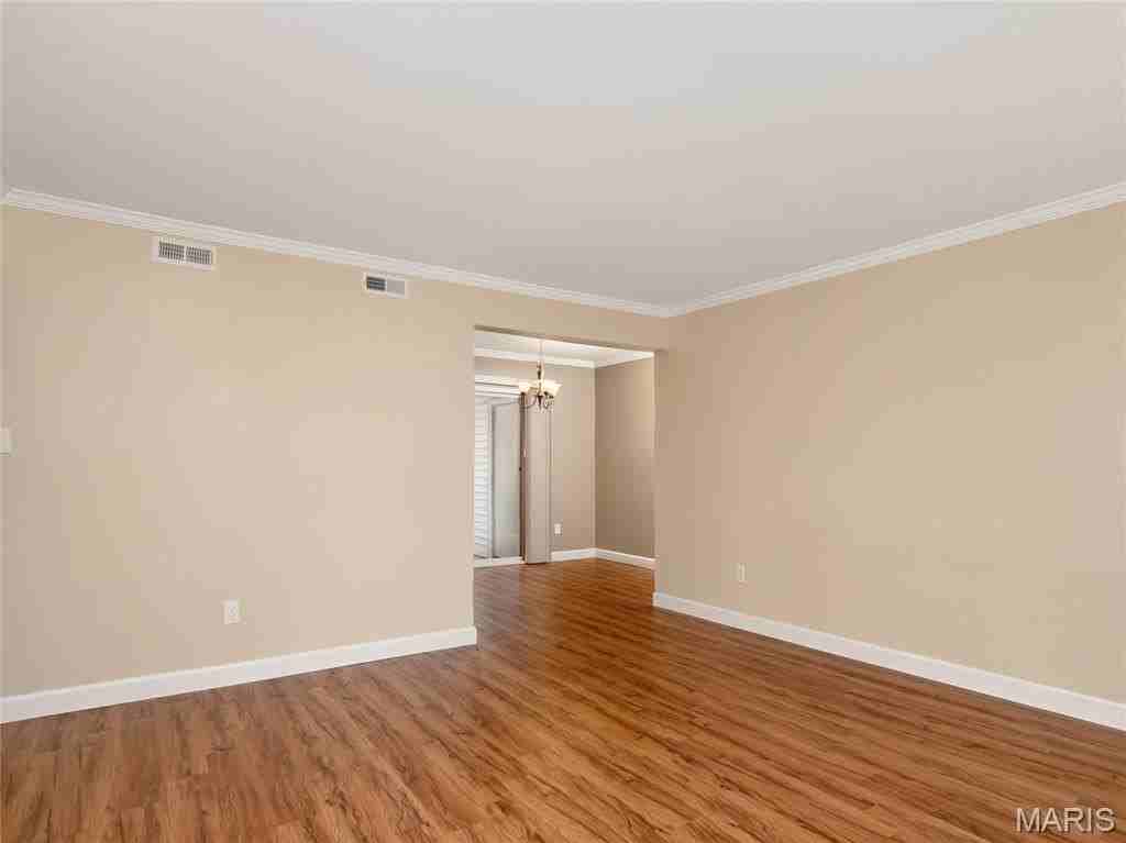 1522 Thrush Ter - Photo 4 of 15