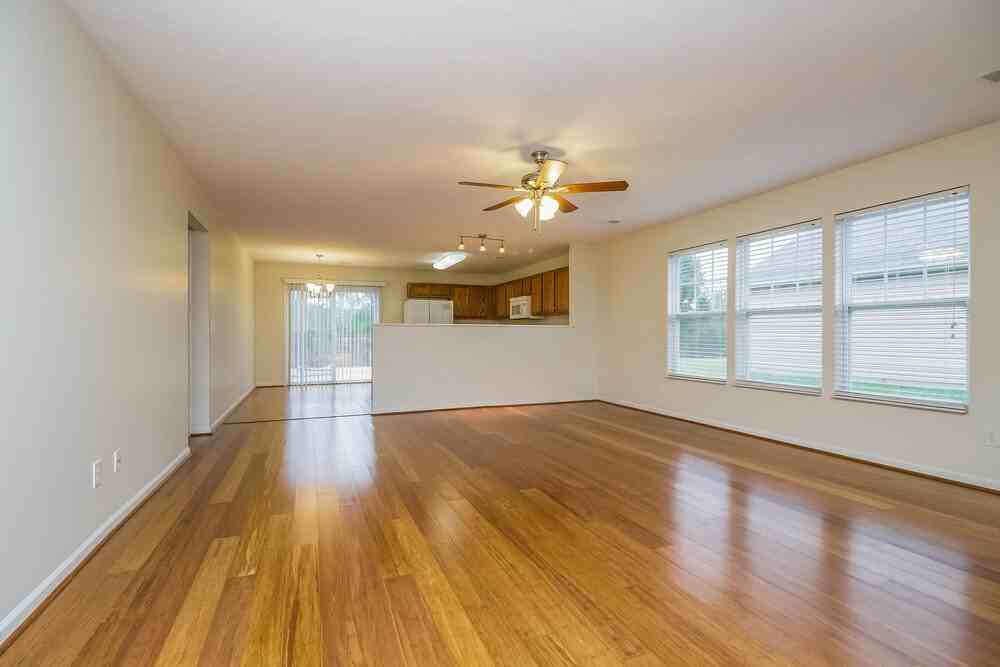 329 Stewart Springs Dr - Photo 2 of 17