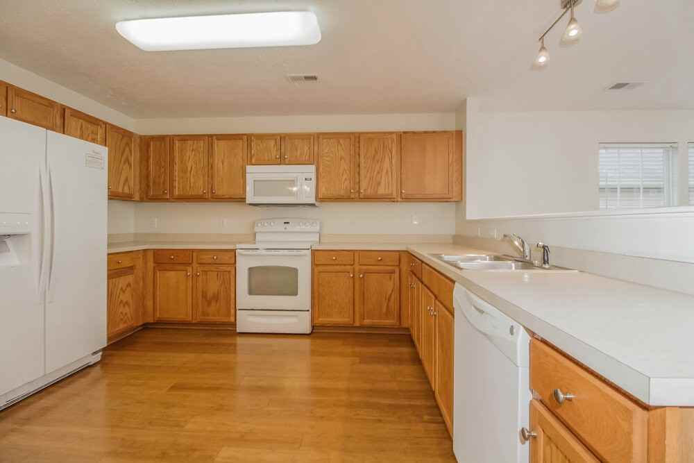 329 Stewart Springs Dr - Photo 6 of 17