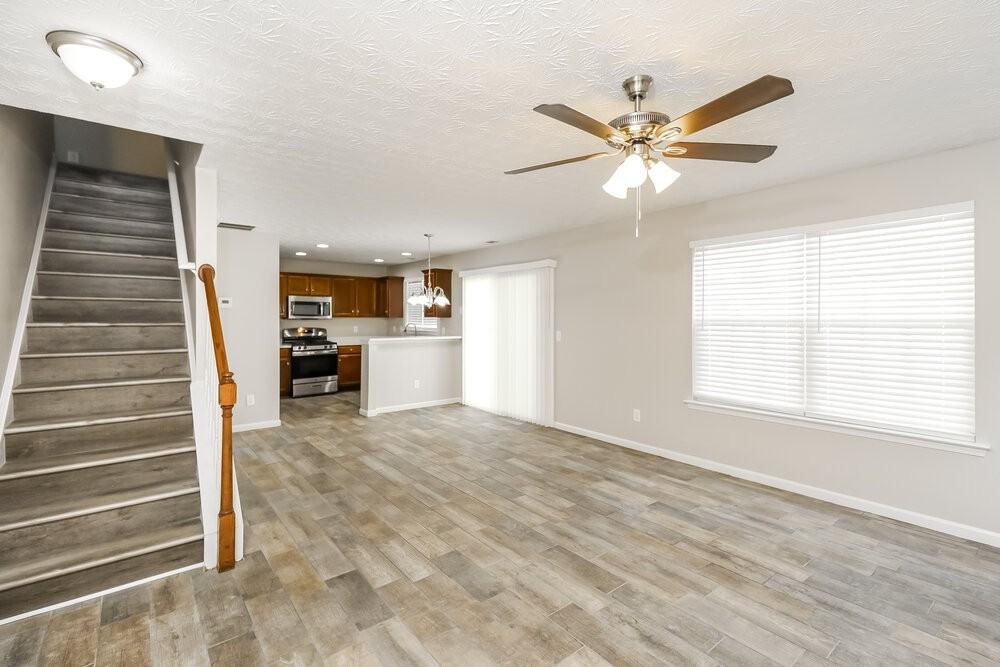 203 Swanee Ln - Photo 4 of 17