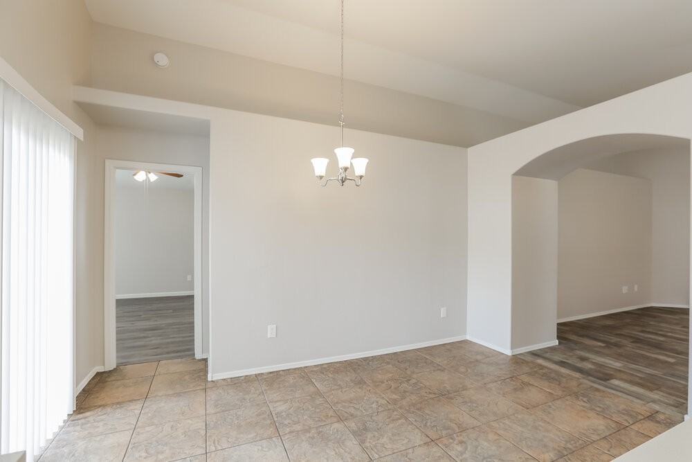 1114 E Fraktur Rd - Photo 6 of 16