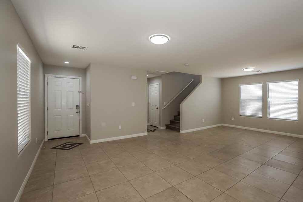 3121 Cerone Ct - Photo 5 of 17