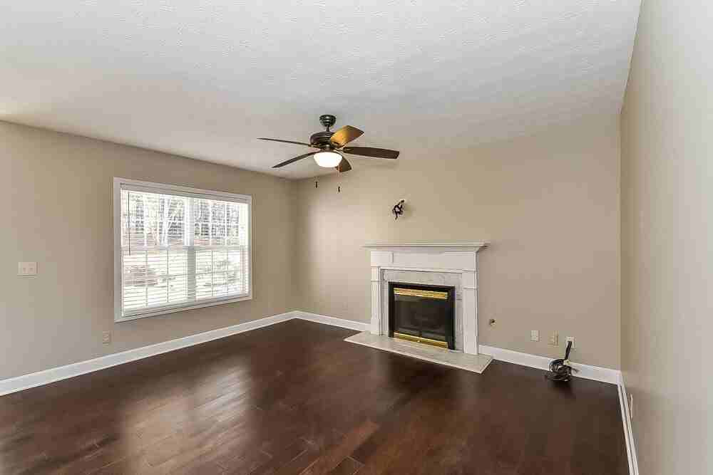 2091 Samantha Cir Sw - Photo 4 of 17