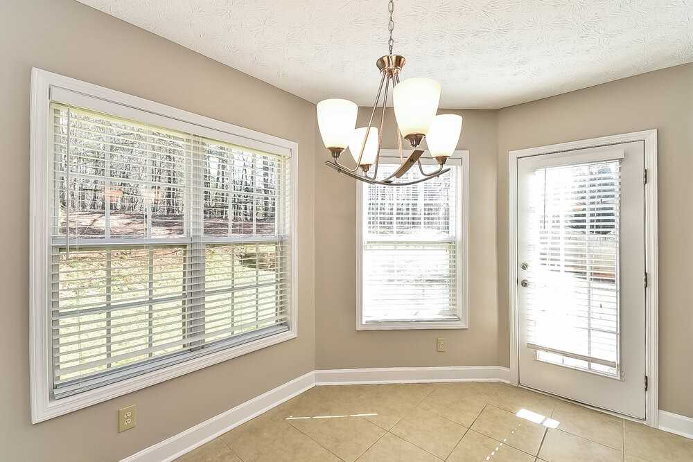 2091 Samantha Cir Sw - Photo 6 of 17