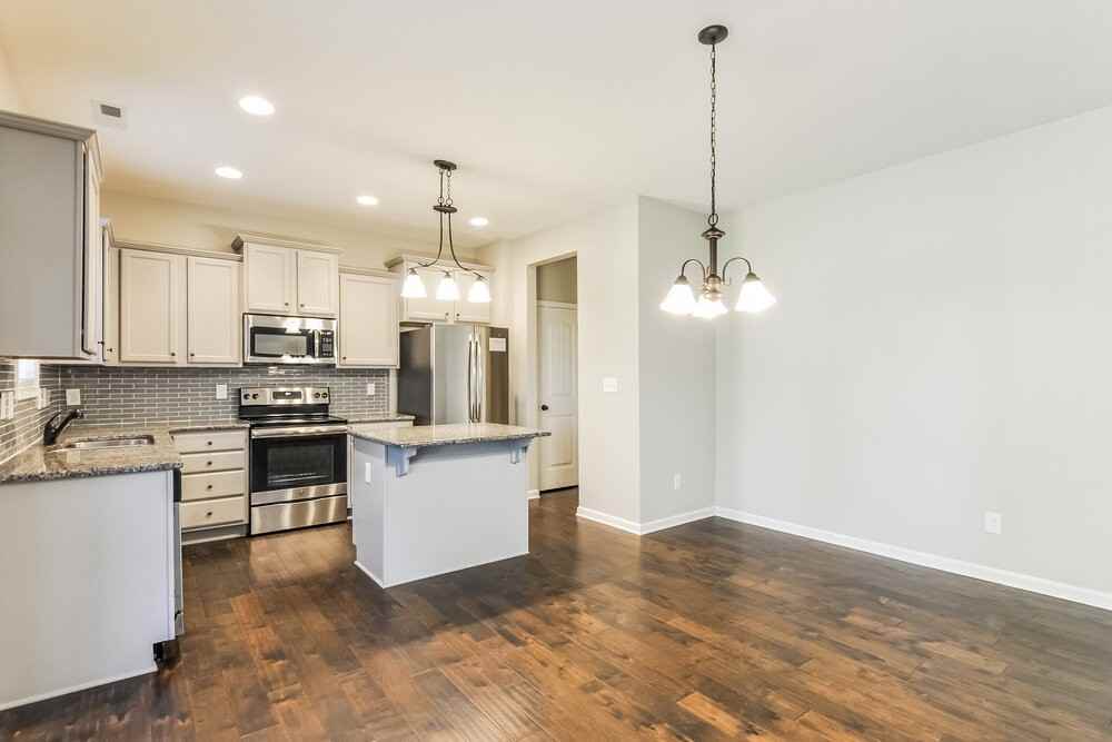 244 E Webber Ln - Photo 6 of 15