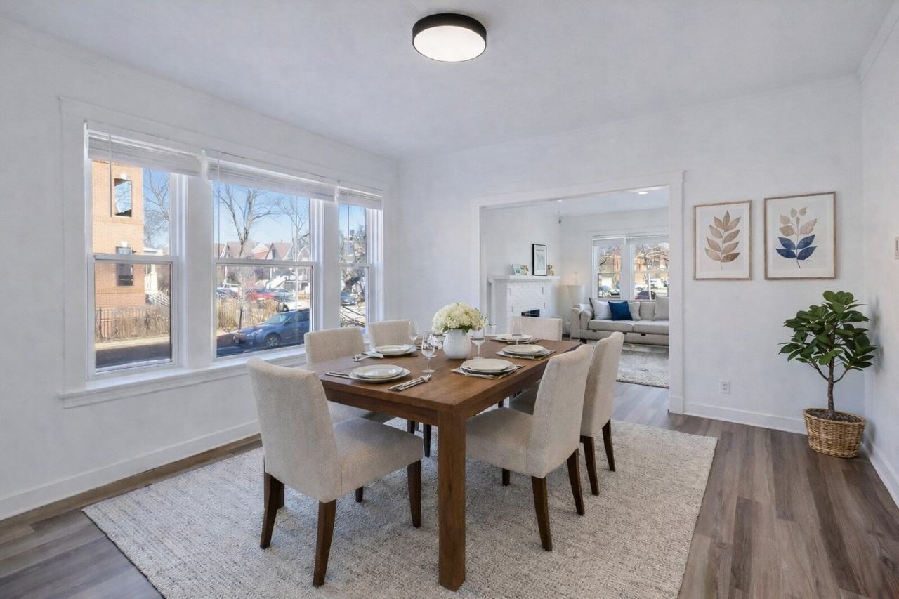 3047 W Berteau Ave Apt 1 - Photo 4 of 11