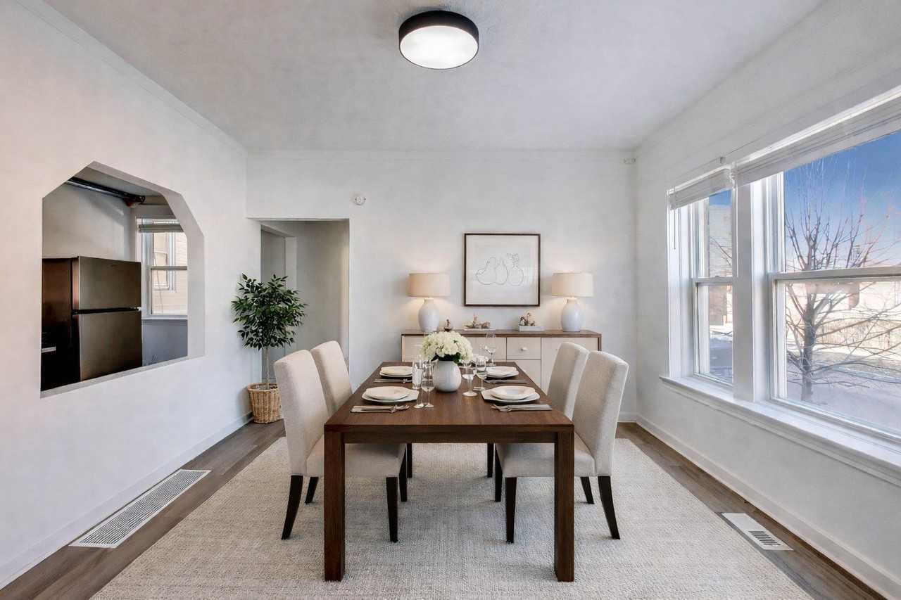 3047 W Berteau Ave Apt 1 - Photo 5 of 11