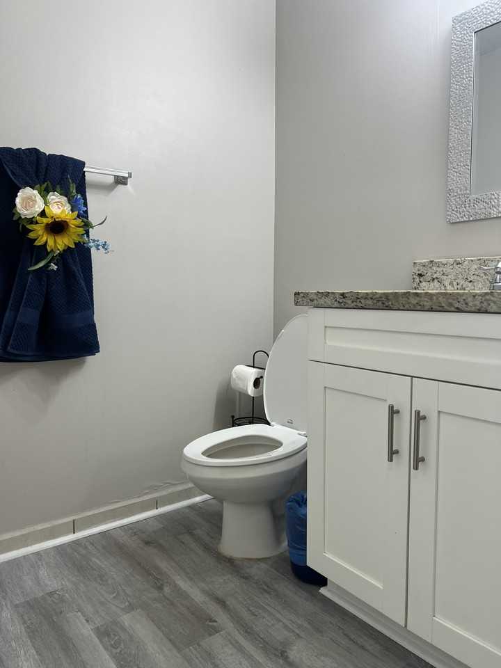 5291 Northwest 92nd Avenue - Photo 7 of 19