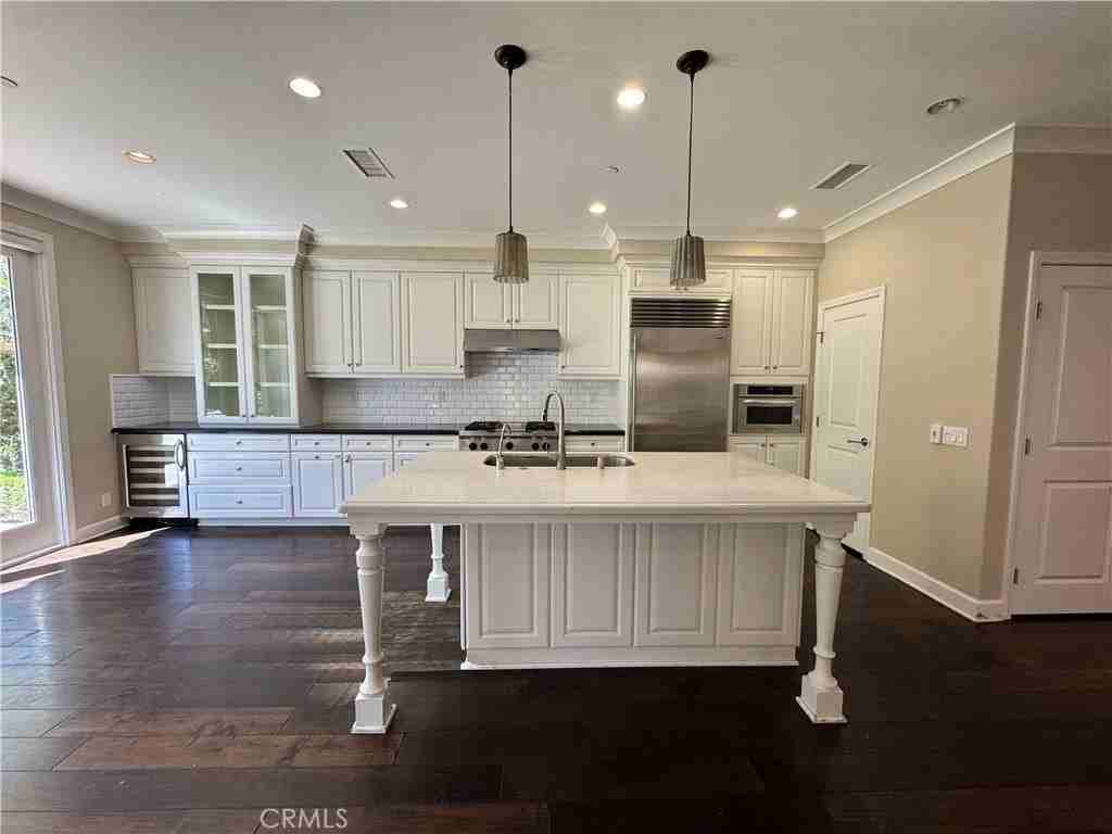 80 Cipresso - Photo 3 of 42