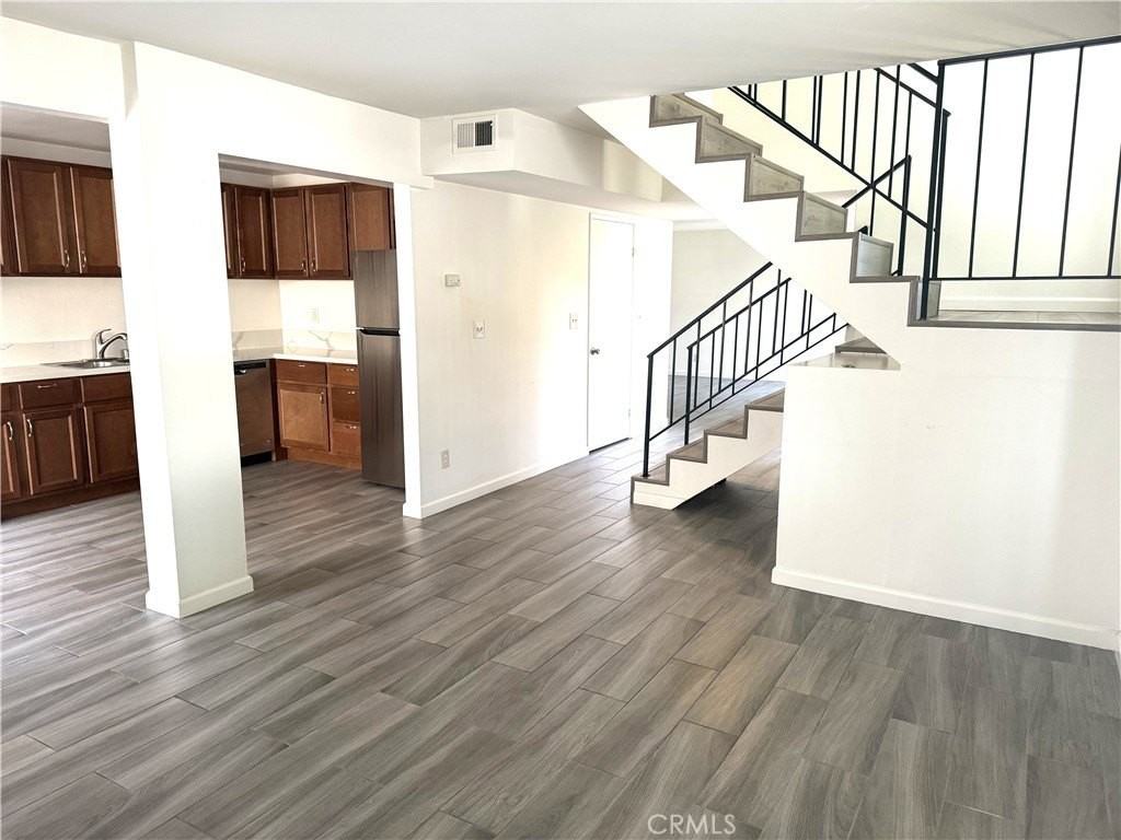 16682 Dolores Ln - Photo 7 of 19