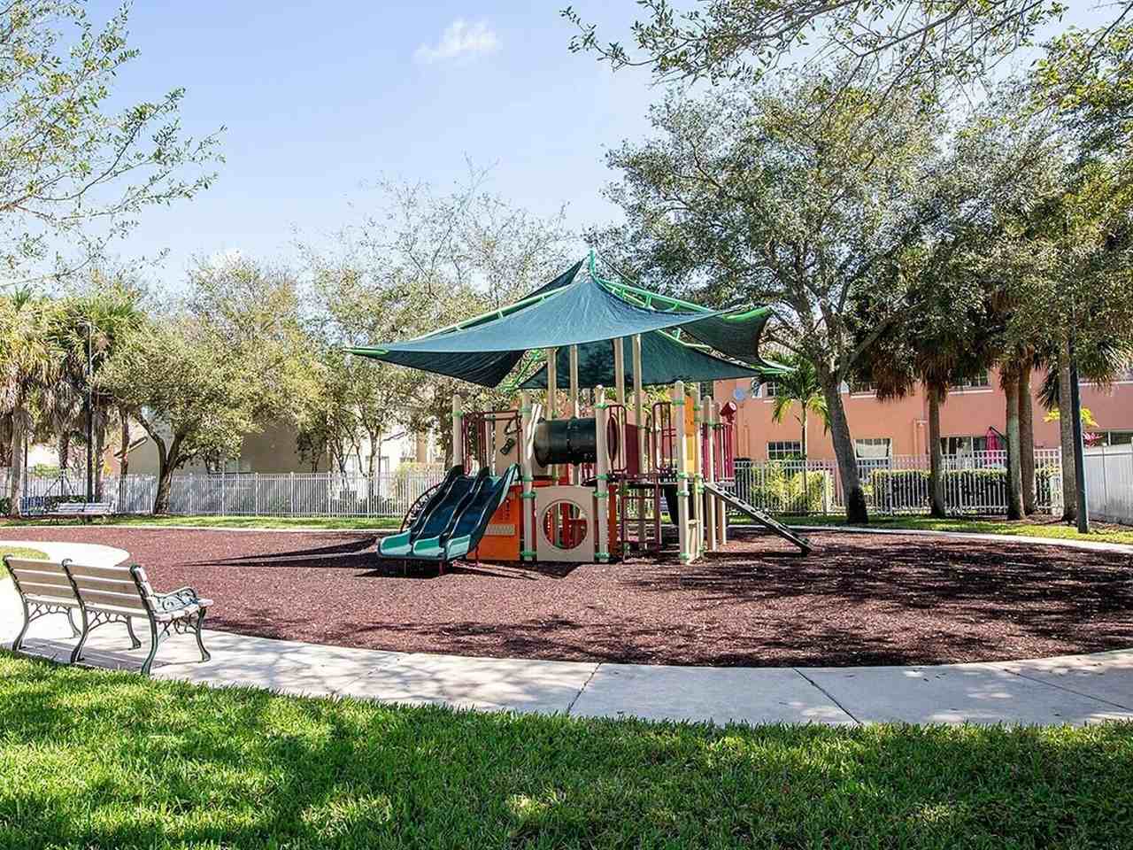 5291 Northwest 92nd Avenue - Photo 4 of 19