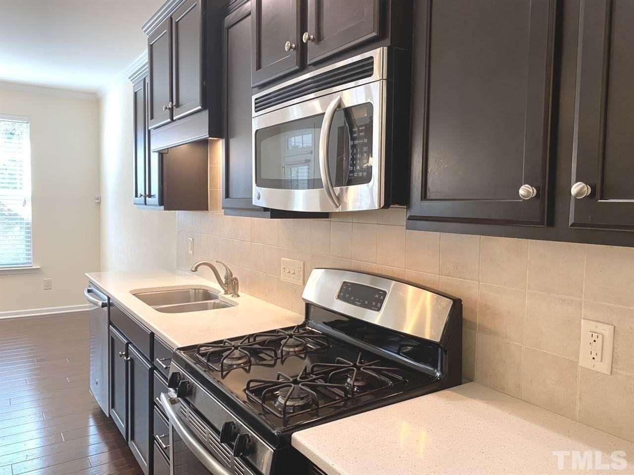 138 Skyros Loop - Photo 7 of 25