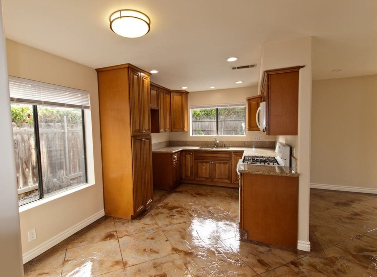 4724 63rd St - Photo 7 of 40