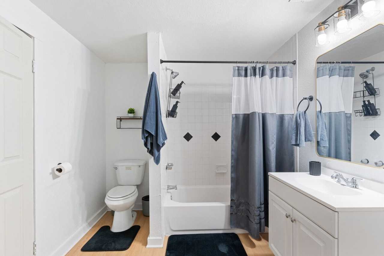 3903 E Powhatan Ave #1244367P - Photo 3 of 18