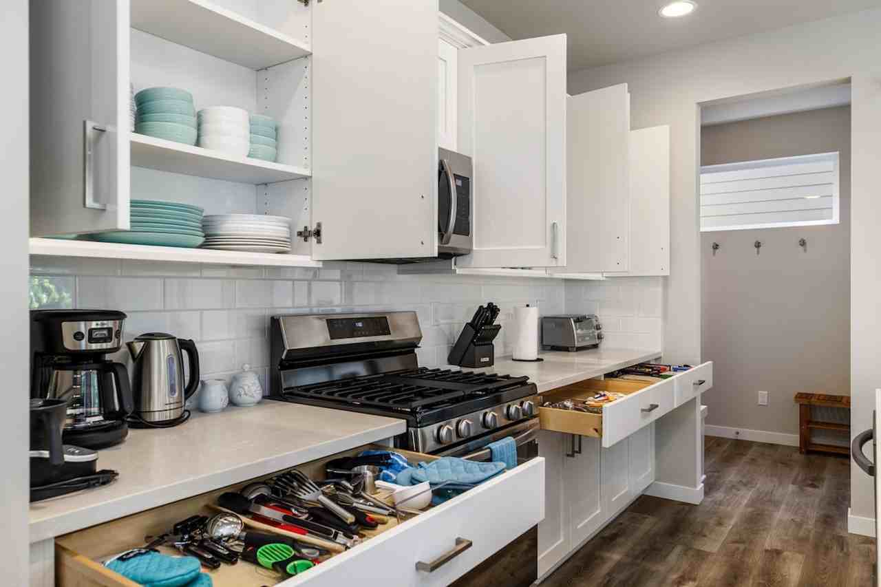 2934 Sw Crestwood Dr #1283423P - Photo 7 of 50