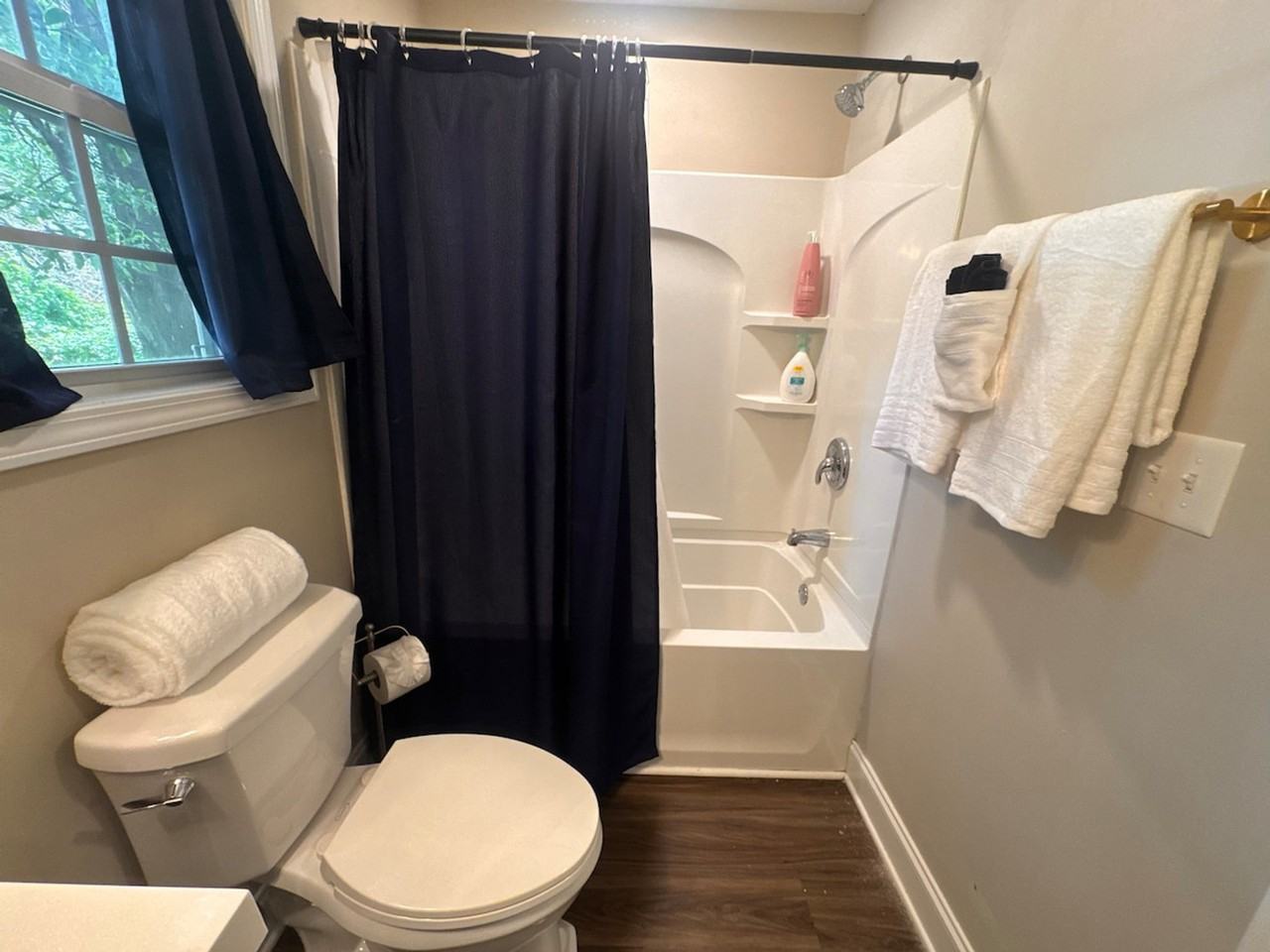 5 Vine St #1252922P - Photo 2 of 10