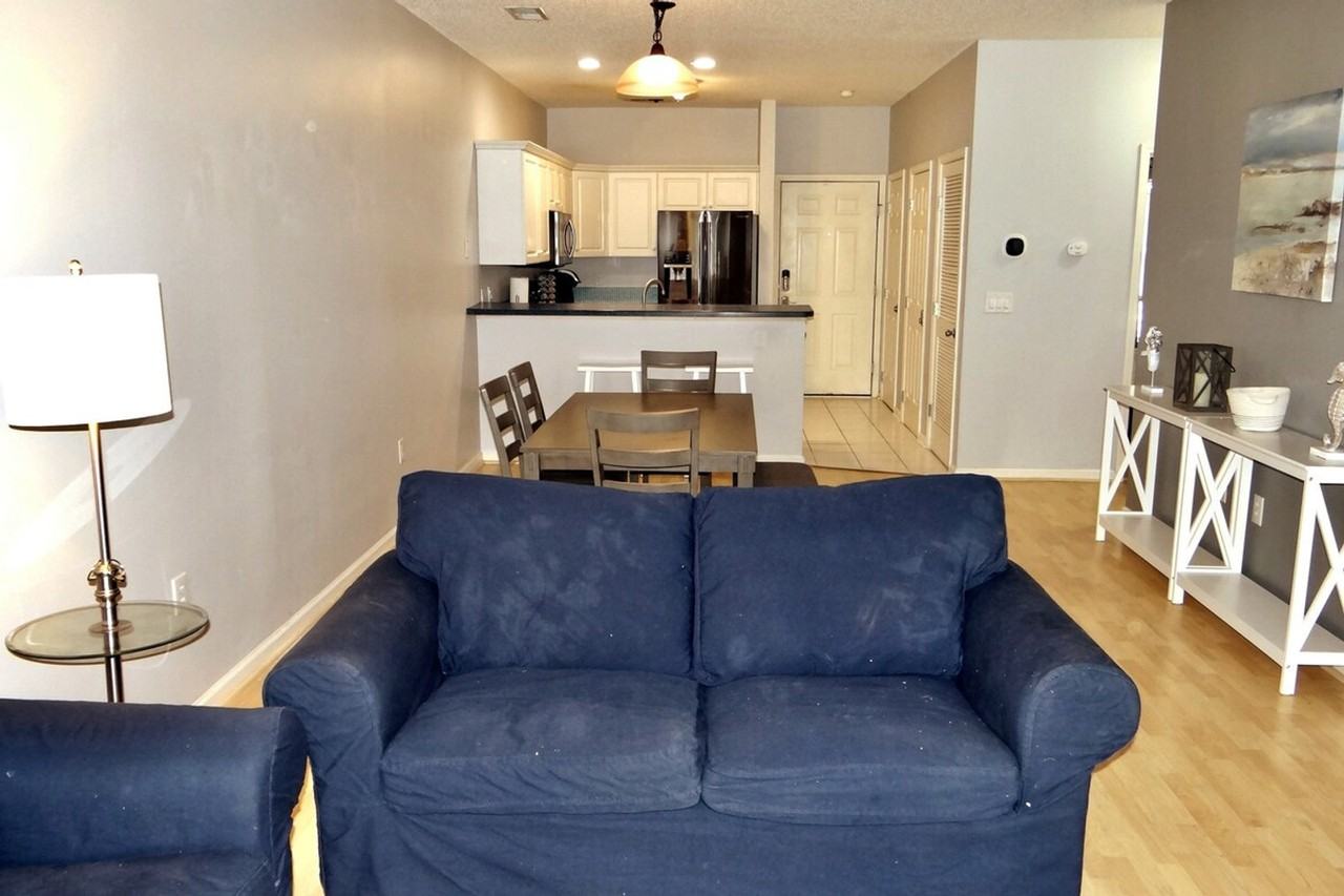 2020 Cross Gate Blvd #1329045P - Photo 2 of 32